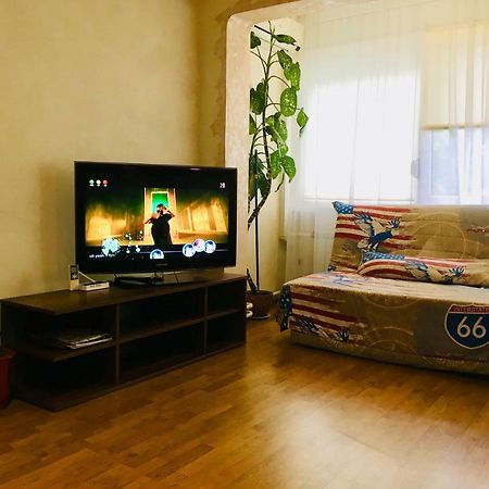基輔Peremohy Avenue 17公寓 外观 照片