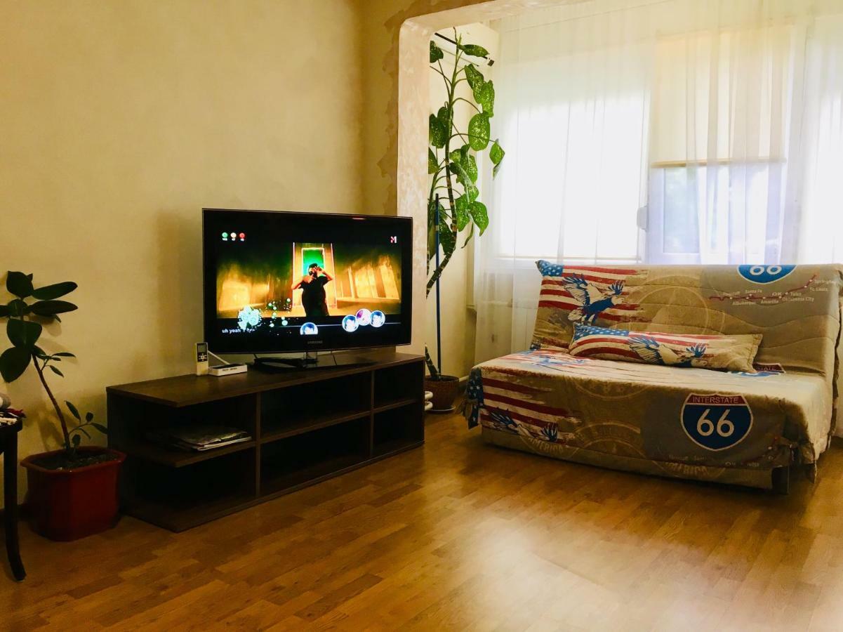 基輔Peremohy Avenue 17公寓 外观 照片